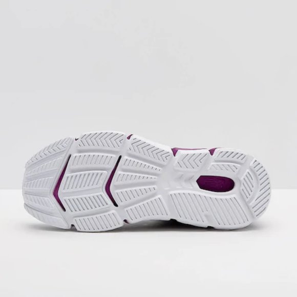 New Balance Womens Wrubxgb Gray Running Shoes - Picture 8 of 8